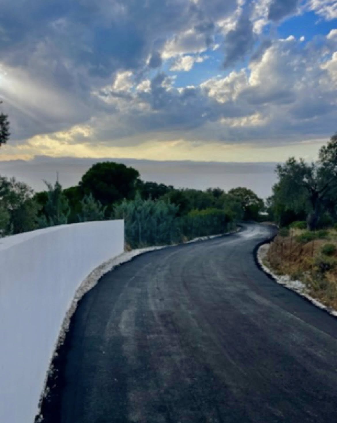 Σε φάση ολοκλήρωσης το έργο ασφαλτόστρωσης αγροτικής οδοποιίας στην περιοχή της Κεχριάς