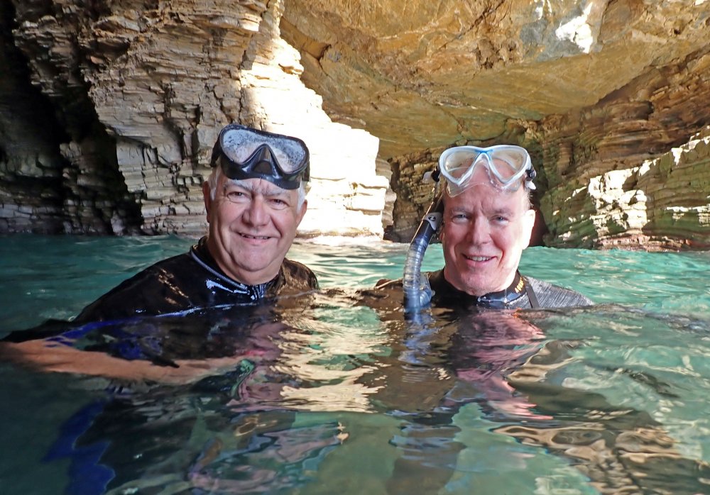 Η MOm Greece για την επίσκεψη του Πρίγκηπα Αλβέρτου II