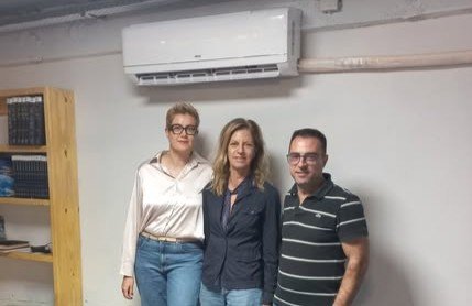 Το KANAPITSA RUN δώρησε κλιματιστικό στο 5ο Εργαστηριακό Κέντρο Μαγνησίας, με έδρα τη Σκιάθο