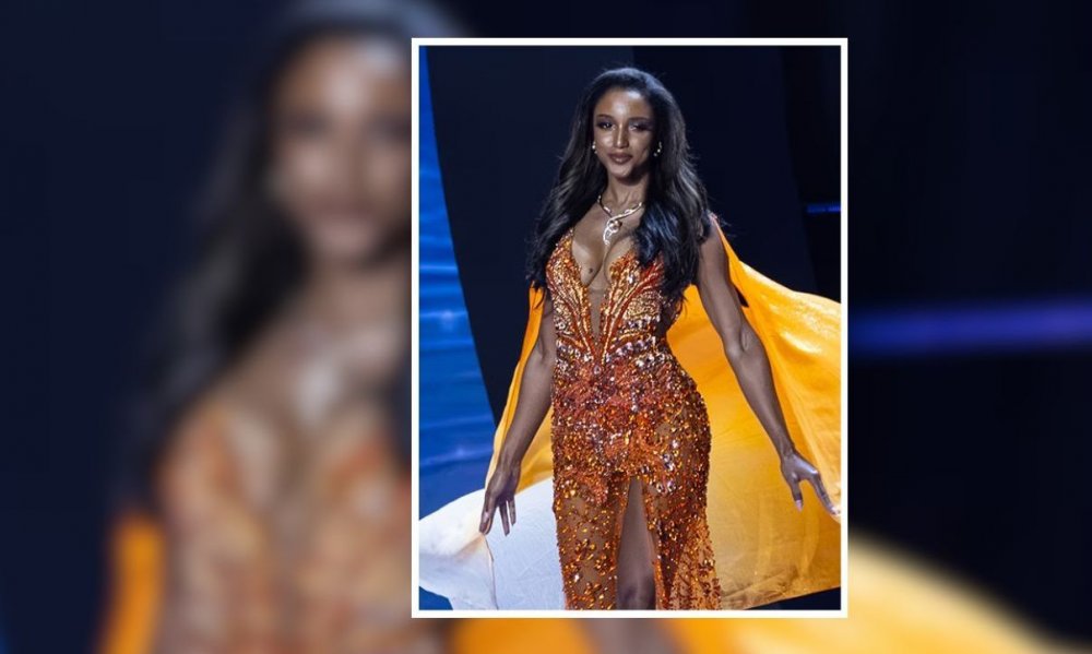 Miss Universe: Η στιγμή που η Miss Τζαμάικα πέφτει από την πασαρέλα - Μεταφέρθηκε σε νοσοκομείο