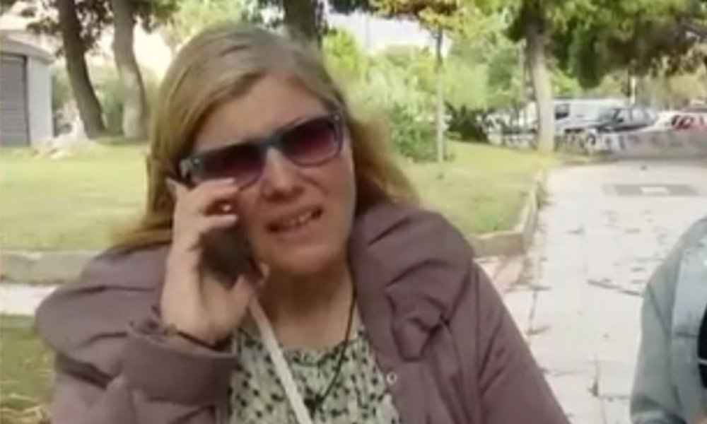 Λουτράκι: «Δεν ξαναμιλάω με δημοσιογράφο» - Έφυγε από εκπομπή η δασκάλα που κατήγγειλε 6χρονο