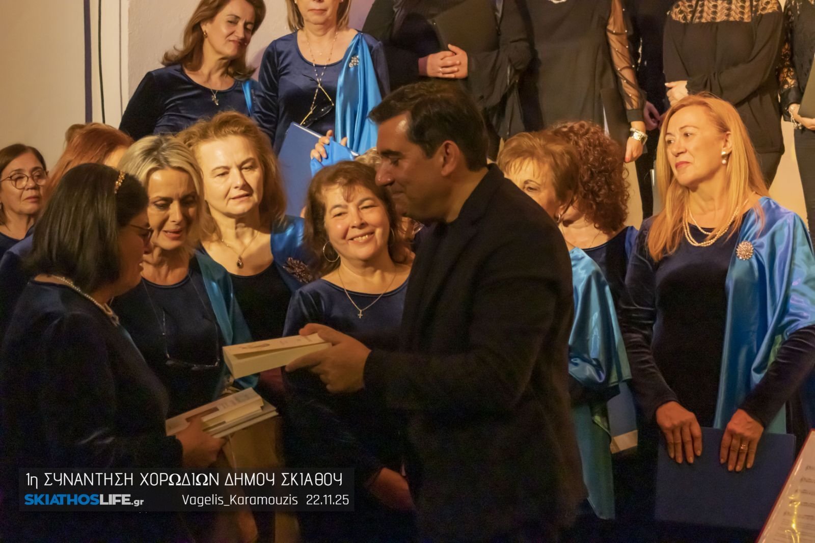 1η Χορωδιακή Συνάντηση στη Σκιάθο | Επέστρεψε δυναμικά η Μεικτή Χορωδία Σκιάθου μετά από 15 χρονιά σιωπής