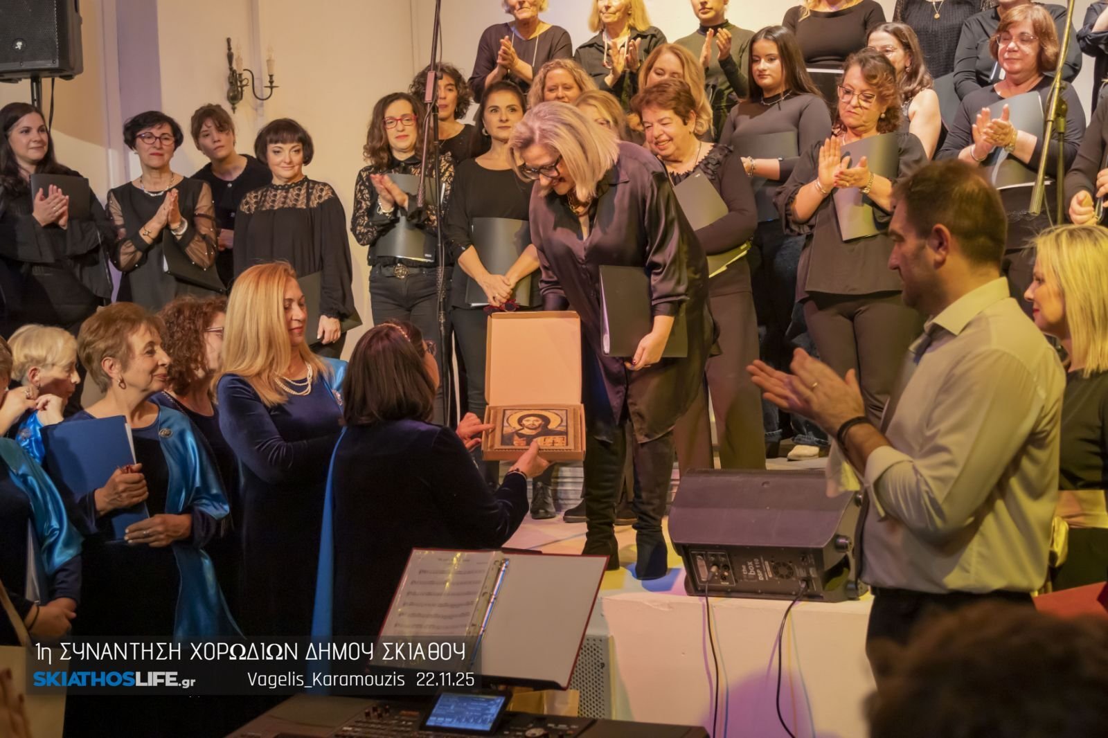 1η Χορωδιακή Συνάντηση στη Σκιάθο | Επέστρεψε δυναμικά η Μεικτή Χορωδία Σκιάθου μετά από 15 χρονιά σιωπής