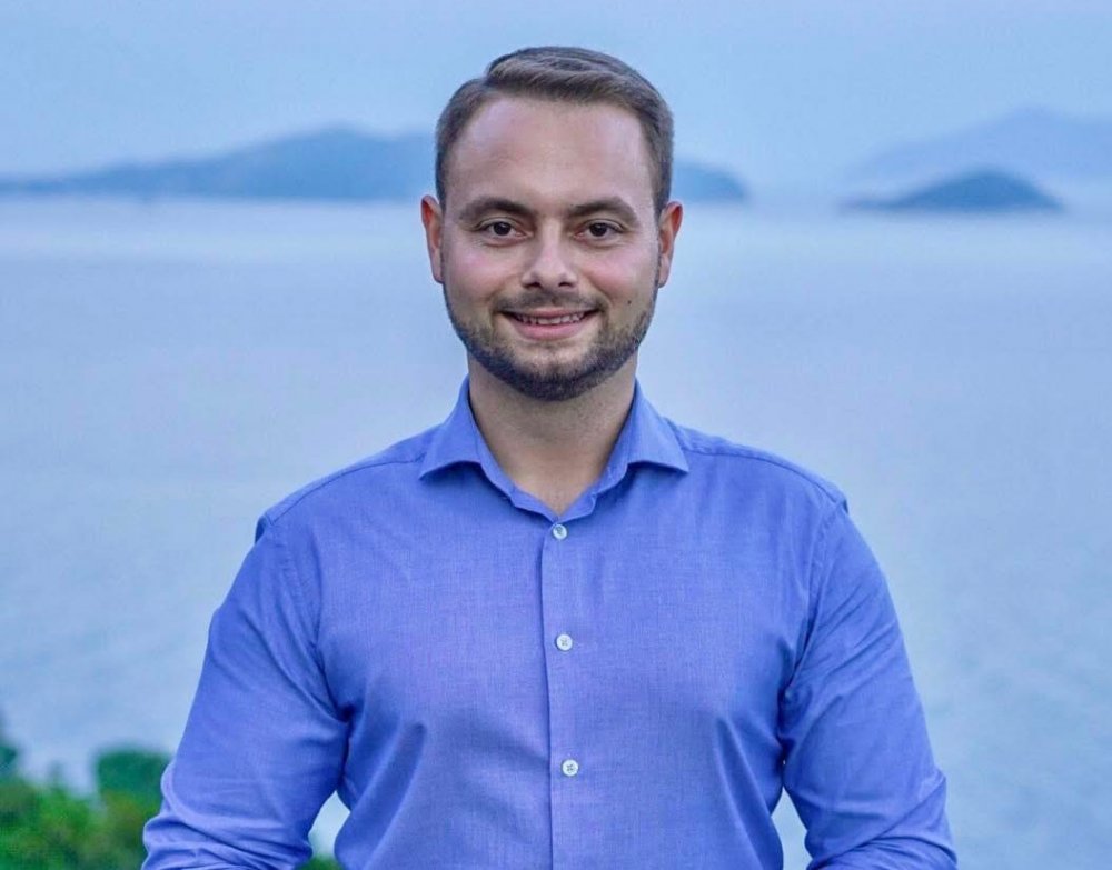 ΘΟΔΩΡΗΣ ΤΖΟΥΜΑΣ : 