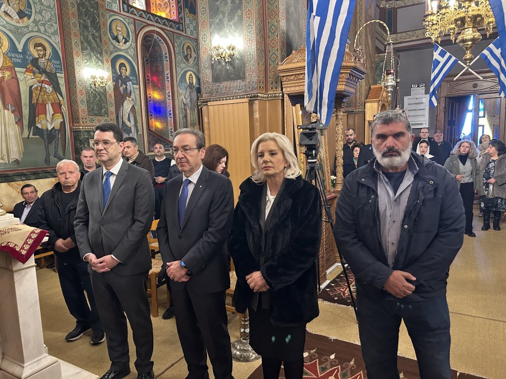 Στις εορταστικές εκδηλώσεις για τη Μάχη της Αράχωβας η Γενική Γραμματέας της Α.Δ.Θ.Στ.Ε., κα Ρένα Καραλαριώτου