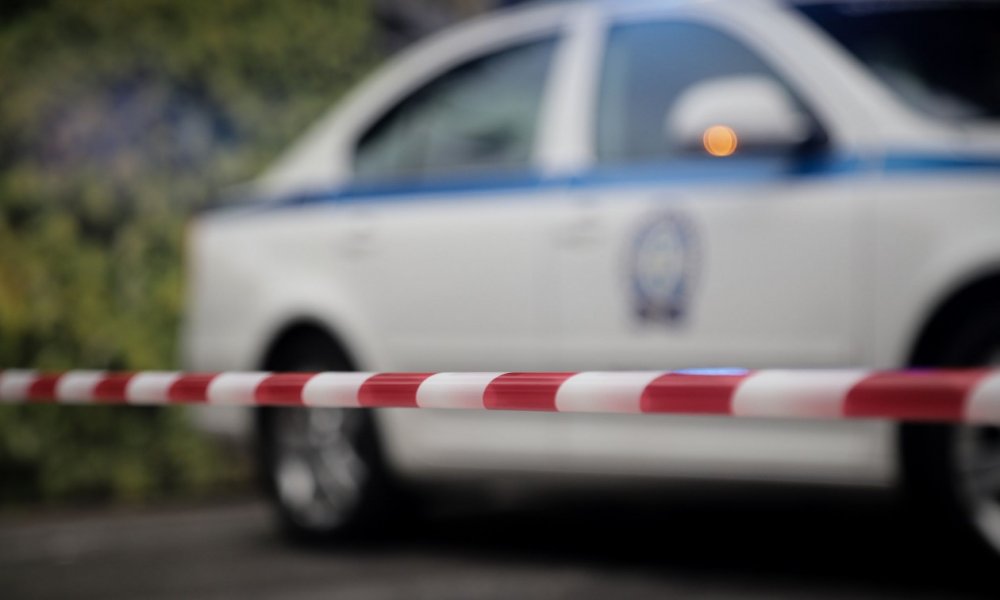 Τραγωδία στο Μενίδι: Άνδρας αυτοπυροβολήθηκε με καραμπίνα στο διαμέρισμά του