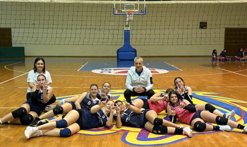 Γ.Σ.ΣΚΙΑΘΟΥ Τμήμα Volleyball : Μια νίκη και μία ήττα ο απολογισμός του Σ/Κ για τις κορασίδες μας U18