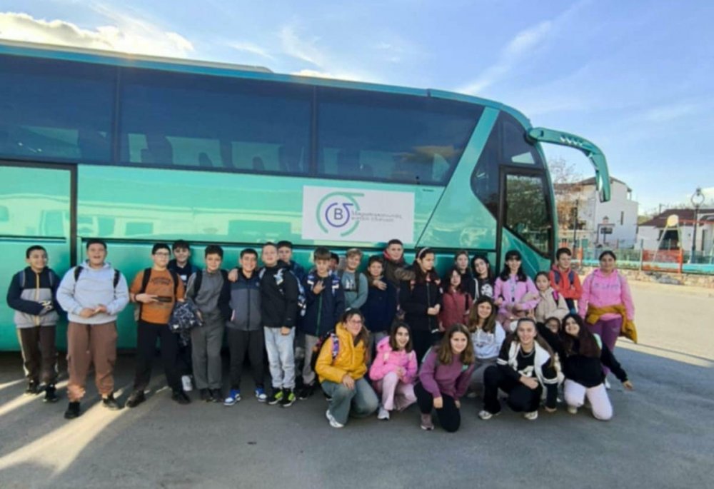 Το 1ο Δημοτικό Σχολείο Σκοπέλου ευχαριστεί για τις δωρεάν μετακινήσεις την Εταιρεία Μικροσυγκοινωνιών Β. Σποράδων