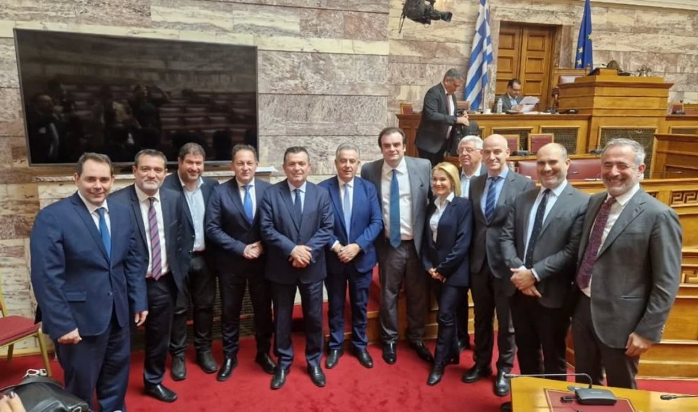 Ψηφίστηκε στην Επιτροπή Οικονομικών Υποθέσεων η διάταξη για τα νεκρά ψάρια στον Παγασητικό