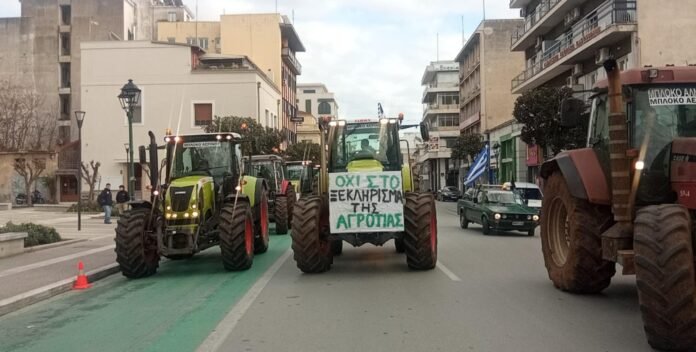 Απόβαση αγροτών την Τετάρτη στο λιμάνι του Βόλου – Θα έρθουν τρακτέρ από όλη την Θεσσαλία