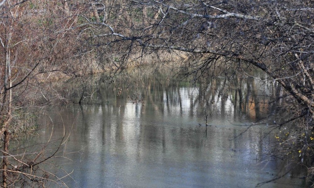 Ανεβαίνει η στάθμη του Πηνειού - Σε αυξημένη επιφυλακή ο Δήμος Λάρισας