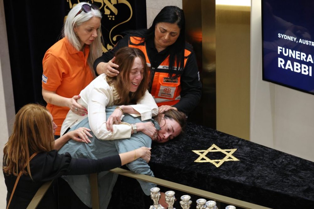 Ξεκίνησαν οι κηδείες των θυμάτων της επίθεσης στην παραλία Μπόνταϊ του Σίδνεϊ