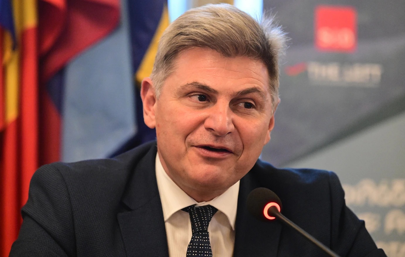 Διεγράφη ο Νικόλας Φαραντούρης από τον ΣΥΡΙΖΑ μετά τις δηλώσεις για το κόμμα Καρυστιανού
