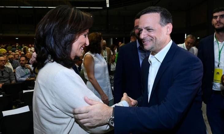 Aνω Κάτω στο ΠΑΣΟΚ : Κόντρα Διαμαντοπούλου - Δούκα για τη διαρροή της ομιλίας του στην ΚΟΕΣ