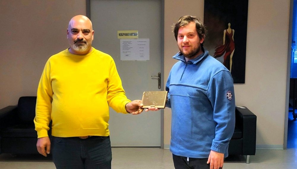 Το ΔΣ του Σωματείου Εργαζομένων Κέντρων Υγείας Νόμου Μαγνησίας τίμησε τον Δημήτρη Ανθόπουλο