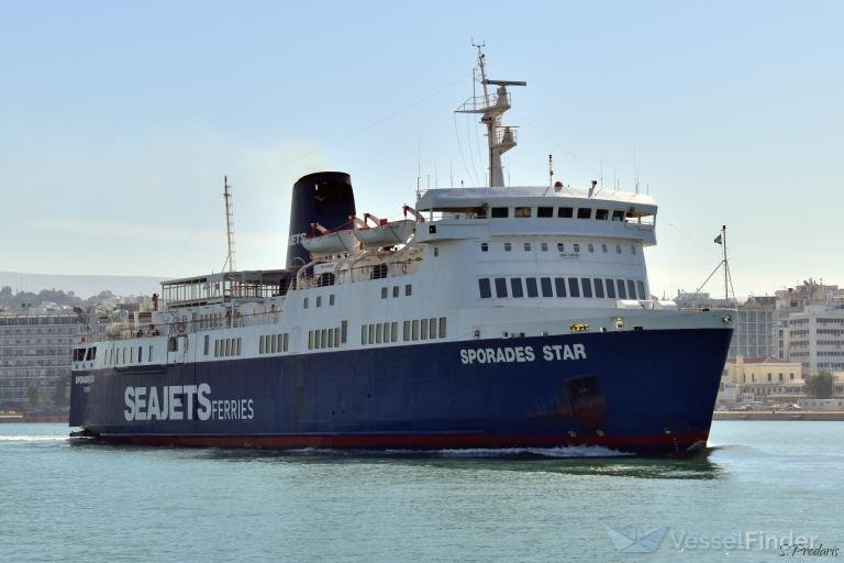 Δεν κατάφερε να φτάσει ως την Αλόννησο το “Σποράδες Σταρ” λόγω των ισχυρών ανέμων 