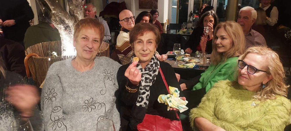 VOLOS LENS Η κοπή πίτας και η έκθεση φωτογραφίας  “Ο χειμώνας στη ζωή μας