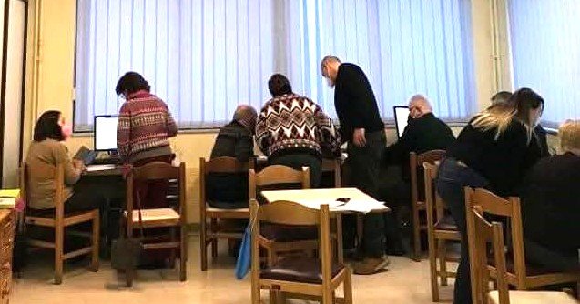 ΔΗΜΟΣ ΛΑΜΙΕΩΝ : Oι ηλικιωμένοι μπαίνουν στη σύγχρονη ψηφιακή πραγματικότητα
