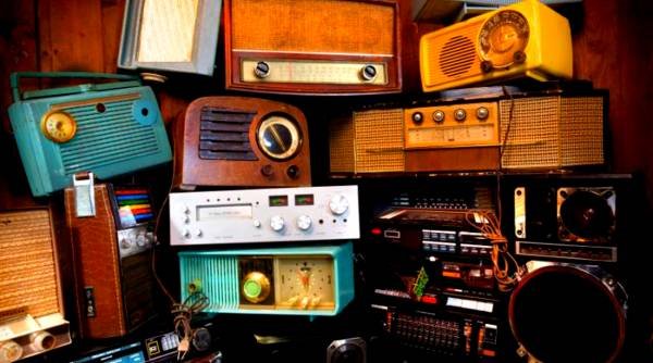 Η UNESCO Bόλου για την παγκόσμια ημέρα Ραδιοφώνου