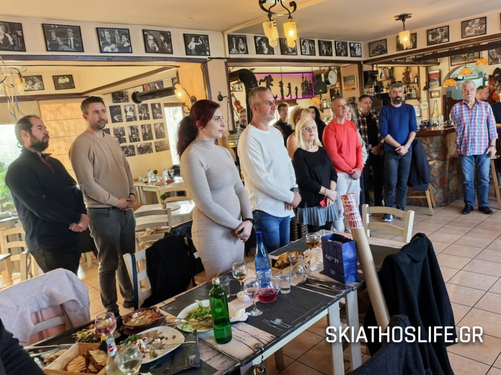 ΓΙΑΝΝΗΣ ΑΘΑΝΑΣΙΟΥ : 