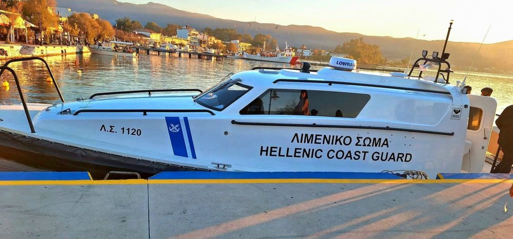 ΙΣΤΙΑΙΑ ΕΥΒΟΙΑΣ : Σε εξέλιξη αυτή την στιγμή η πρώτη διακομιδή ασθενή με το νέο πλωτό ασθενοφόρο του Λιμενικού Σώματος