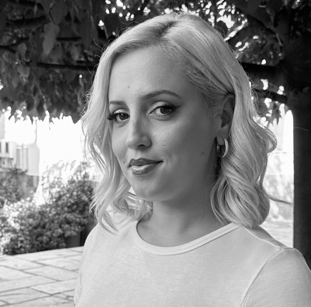 ΔΕΣΠΟΙΝΑ ΚΑΨΑΛΗ