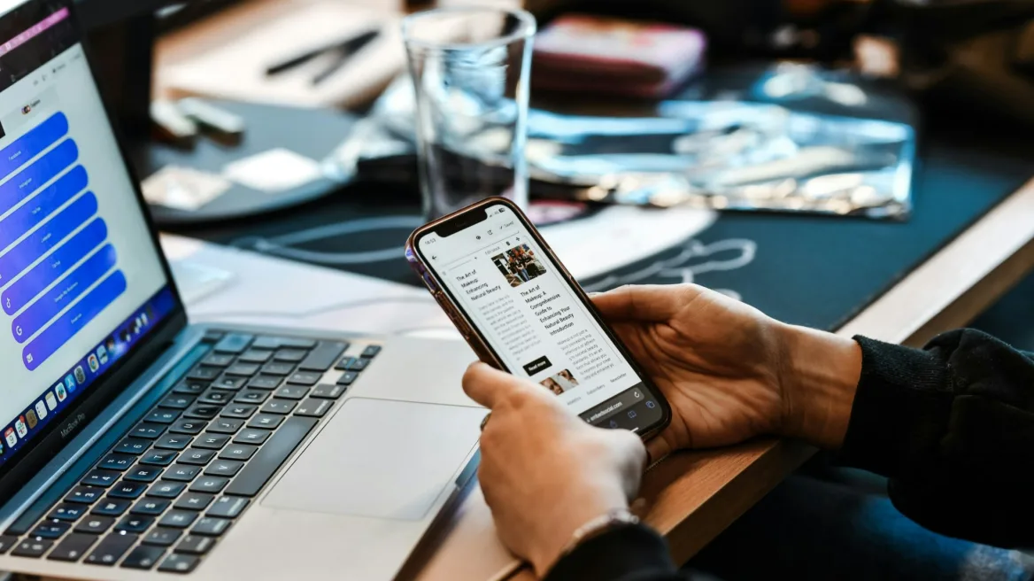 Έπεσε το voucher.gov.gr για το «επίδομα» των 750€ της ΔΥΠΑ, προβλήματα με τις αιτήσεις