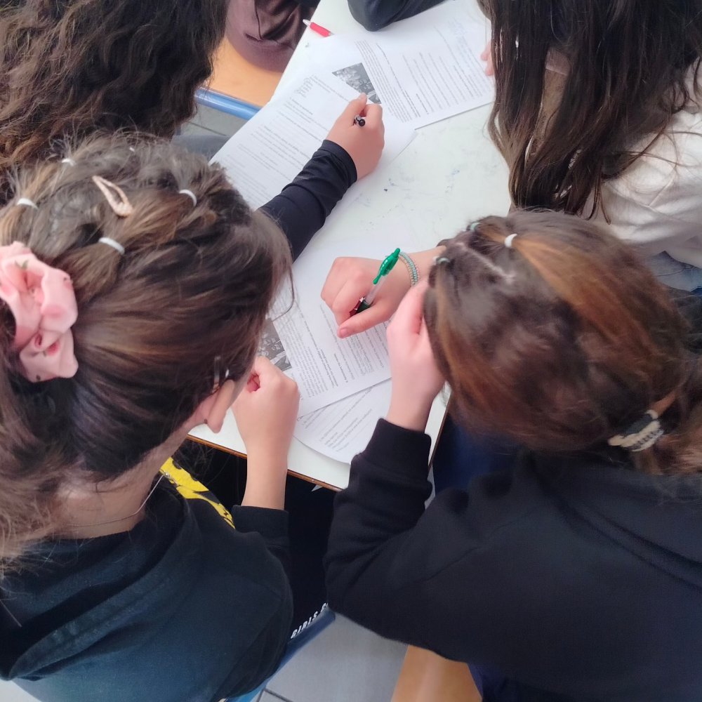 «Εγώ δεν μπορώ να αλλάξω το πρόσωπό μου… αλλά ίσως, ίσως οι άνθρωποι μπορούν να αλλάξουν τον τρόπο που βλέπουν.» (φωτο)