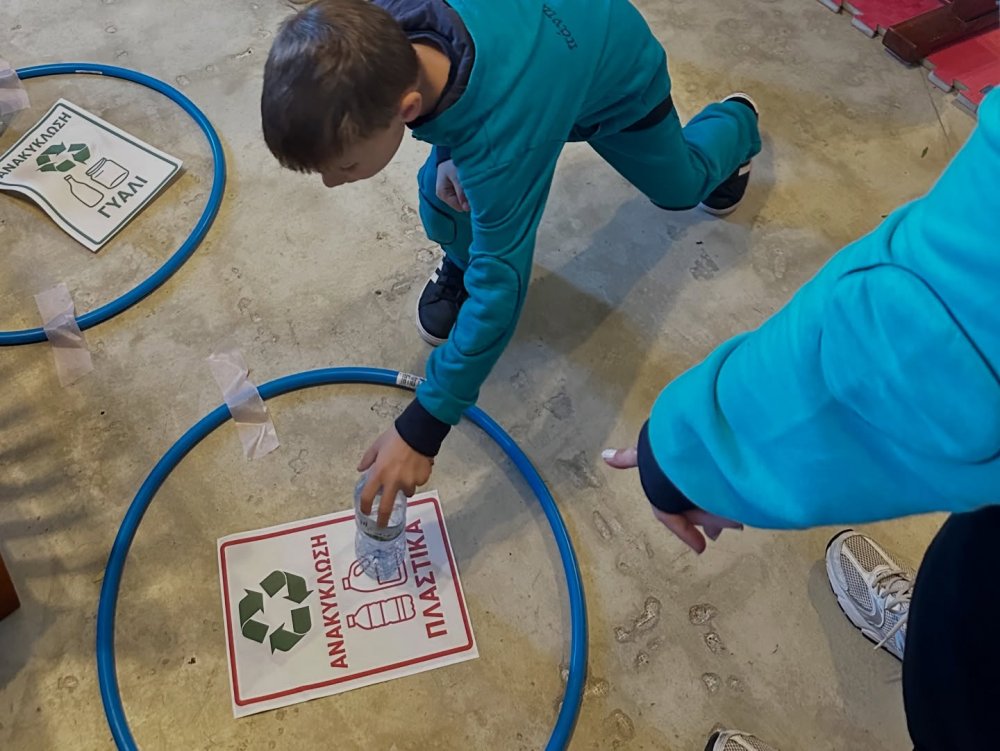 Τα Αστέρια της Σκιάθου μαθαίνουν για την Ανακύκλωση! (φωτο)