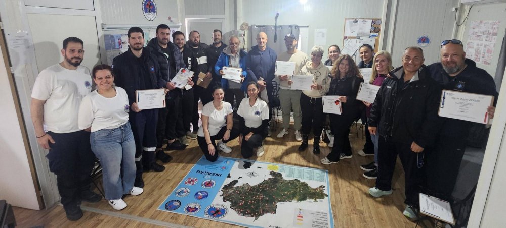 ΕΟΔ Β. ΣΠΟΡΑΔΩΝ : Με επιτυχία ολοκληρώθηκε το σεμινάριο Βασικής Υποστήριξης Ζωής με τη χρήση αυτόματου απινιδωτή
