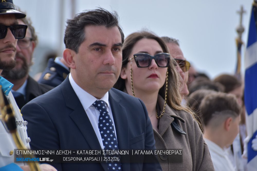 ΘΟΔΩΡΗΣ ΤΖΟΥΜΑΣ : 