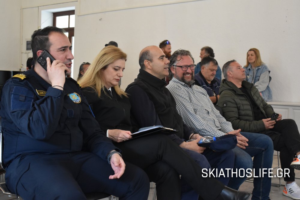 Με απόλυτη επιτυχία πραγματοποιήθηκε η Γενική Συνέλευση του Σωματείου Θαλασσίων Μέσων Αναψυχής Σκιάθου (φωτο)