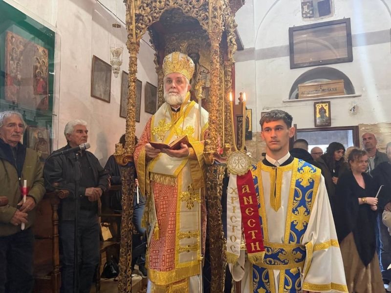 Μεγαλοβδόμαδο στη Σκόπελο με το Θεοφιλέστατο Επίσκοπο Σκοπέλου κ. κ Νικόδημο (φωτο)