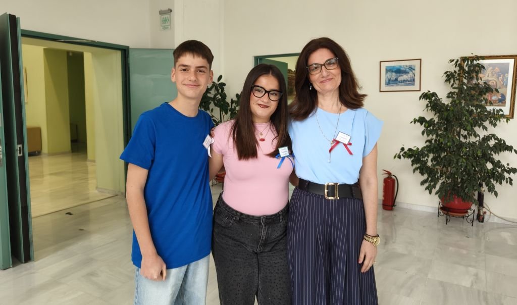 Στο 1ο Φεστιβάλ Μαθητικών Χορωδιών στο Βόλο συμμετείχε το Γυμνάσιο Σκιάθου (δείτε βίντεο από τη συμμετοχή του σχολείου)