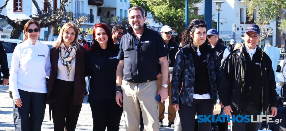 -ΑΠΟΚΛΕΙΣΤΙΚΕΣ ΦΩΤΟΓΡΑΦΙΕΣ - Η αποστολή Αxion Hellas με δεκάδες εθελοντές γιατρούς στη Σκόπελο 