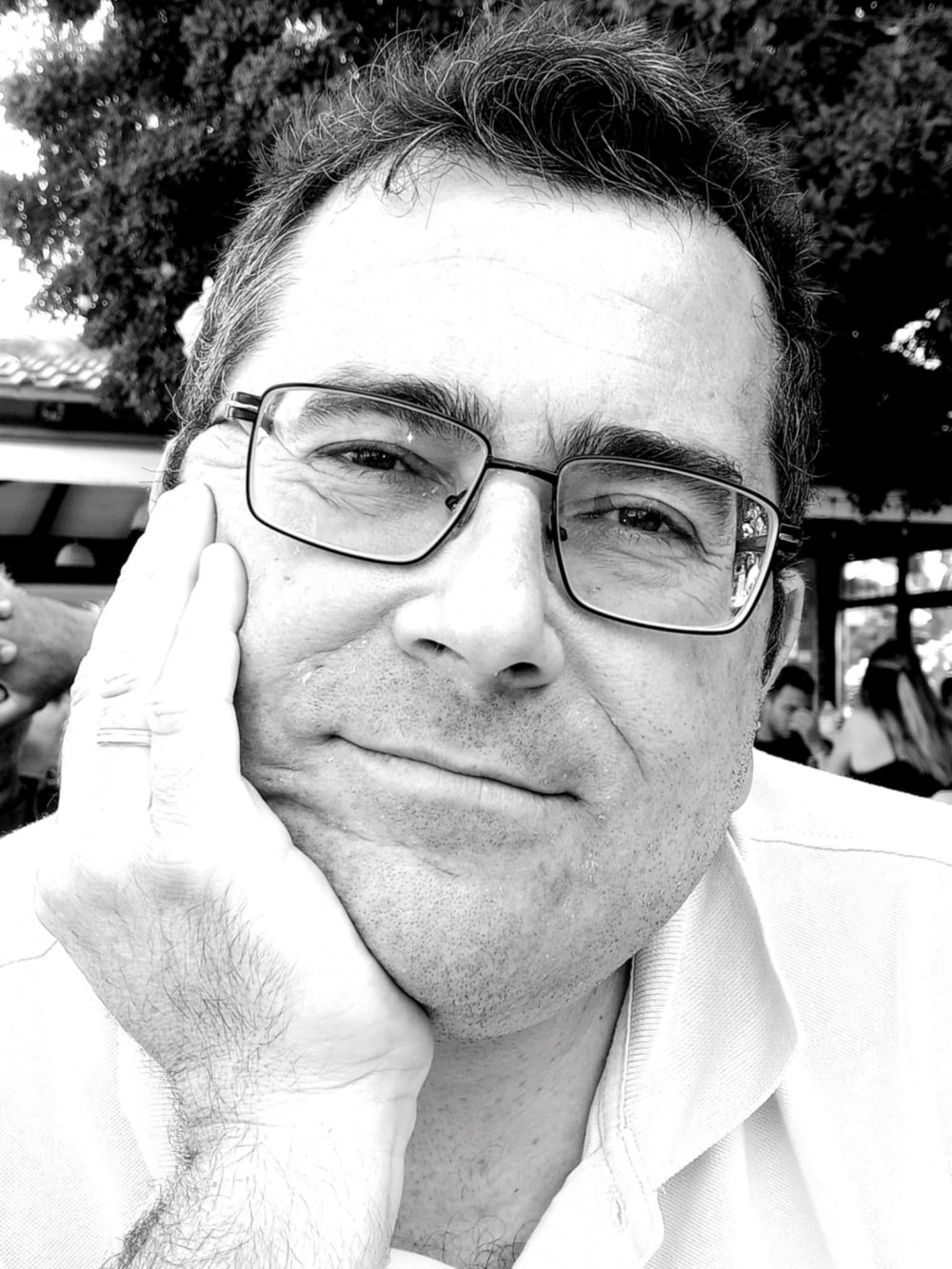 Σκιάθος: Όταν αυτοί που σώζουν το νησί, δεν μπορούν να ζήσουν σε αυτό | γράφει ο Νίκος Σαρούκος