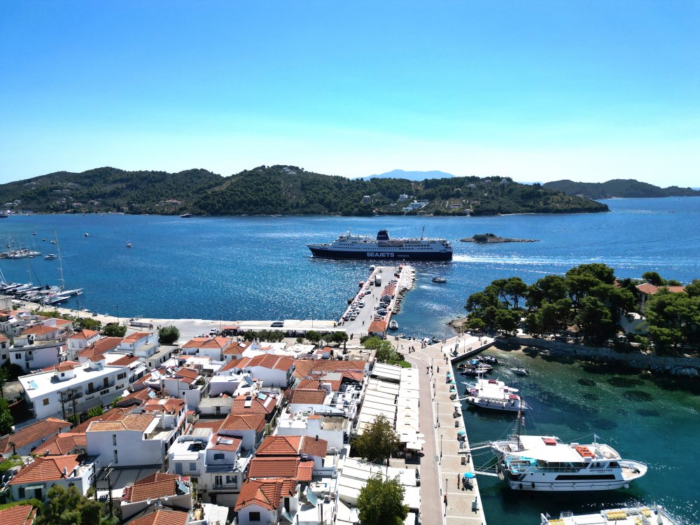 Κανονικά θα λειτουργήσουν τα σχολεία στη Σκιάθο