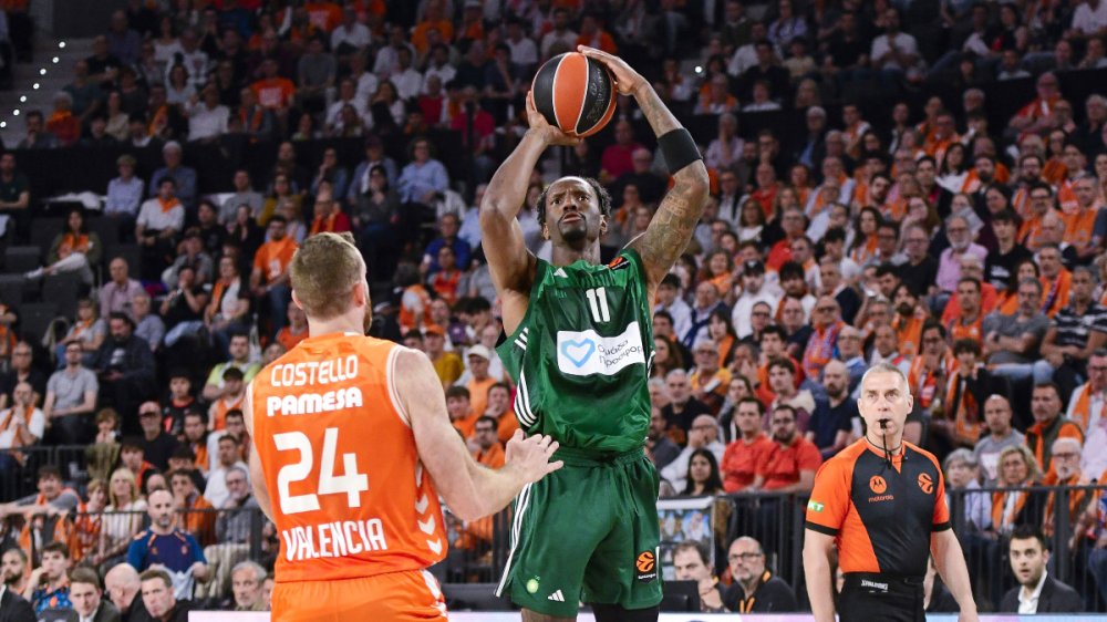 “Μέγας” Χέιζ-Ντέιβις και Παναθηναϊκός έκαναν νέο break στην Βαλένθια