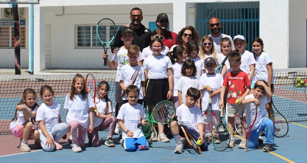 Με μεγάλη επιτυχία πραγματοποιήθηκε το 1st Juniors Tennis Cup στην Σκιάθο (φωτο)
