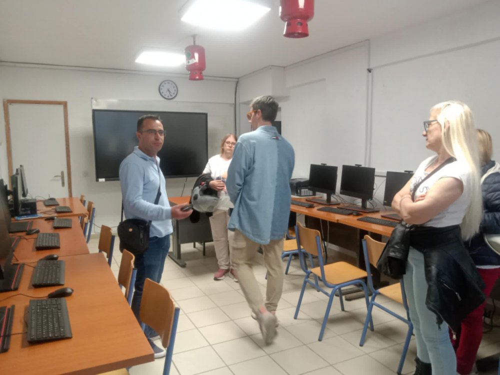 Μαθητές και οι μαθήτριες του Εσπερινού γυμνασίου Σκιάθου επισκέφτηκαν το ΕΠΑΛ 