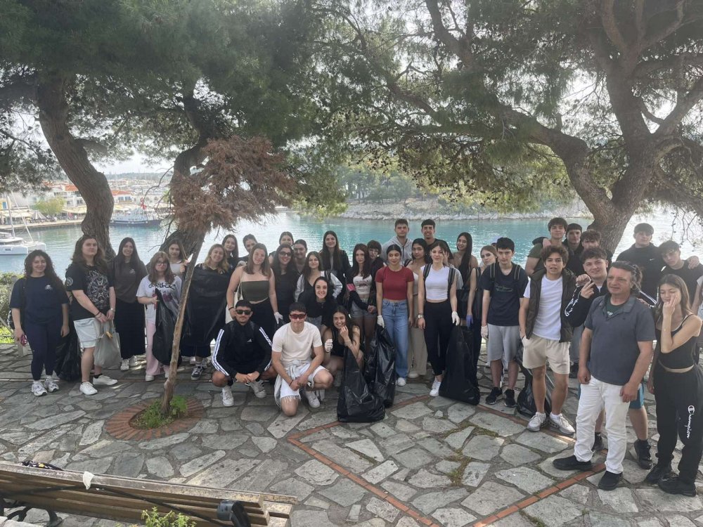 Συμμετοχή του ΓΕ.Λ. Σκιάθου στην Περιβαλλοντική Δράση:  «Όλοι μαζί, Σκιάθος καθαρή»