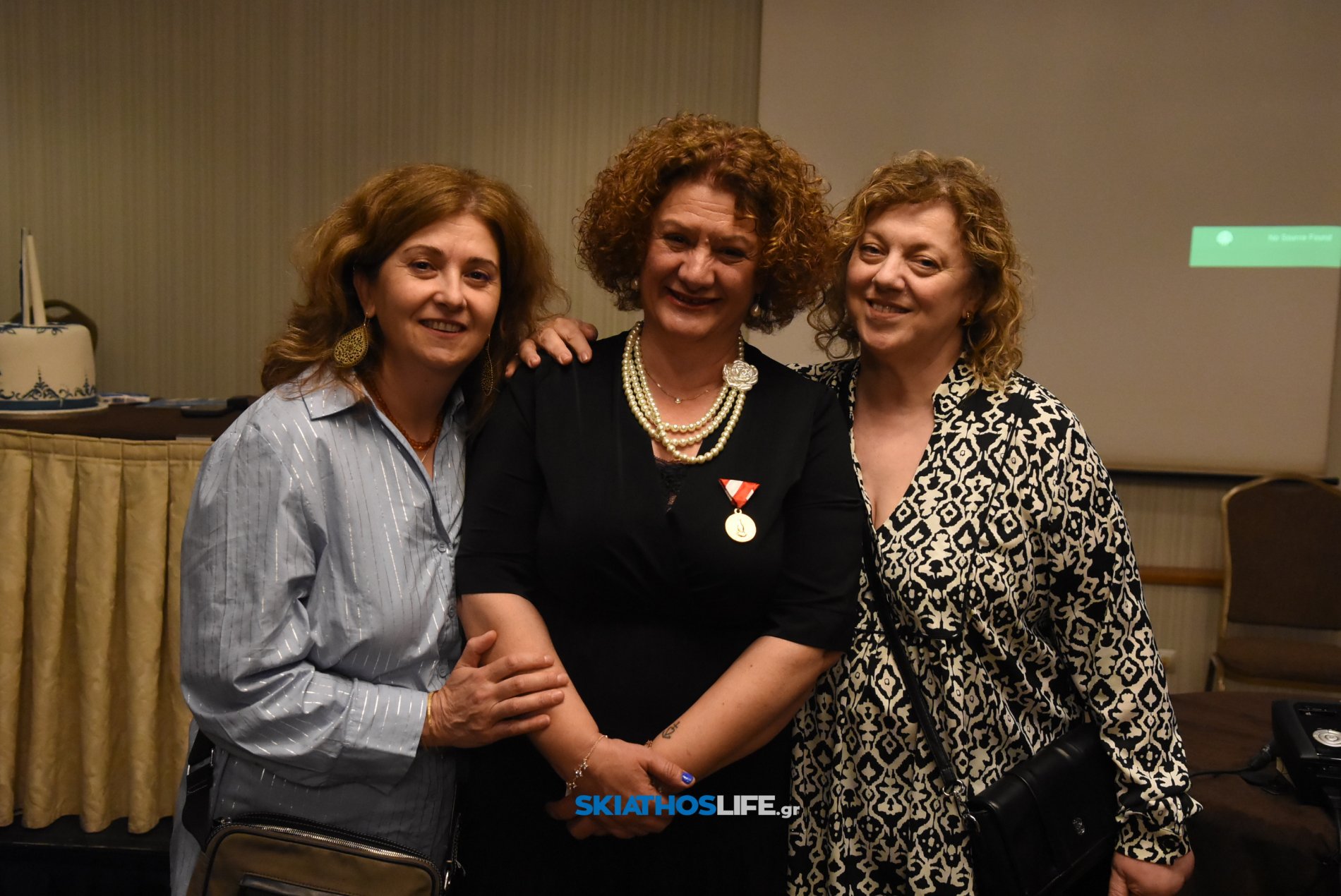 Με το Χρυσό Μετάλλιο της Φλόγας της Ειρήνης τιμήθηκε η Ησαΐα Τσαουσίδου Πρόεδρος της Ένωσης Ευρωπαίων Δημοσιογράφων