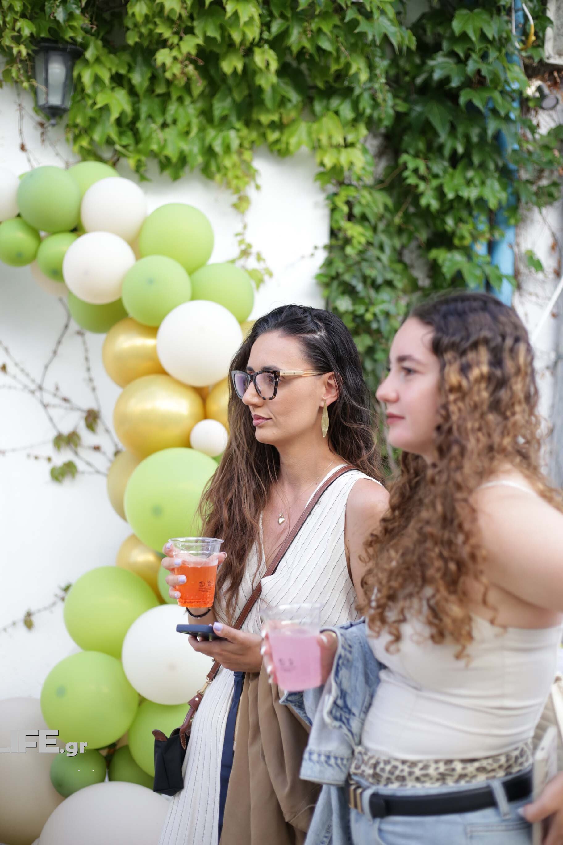 ΣΚΙΑΘΟΣ : Το The Glam House άνοιξε... και είναι υπεύθυνο για την ομορφιά σου !!!
