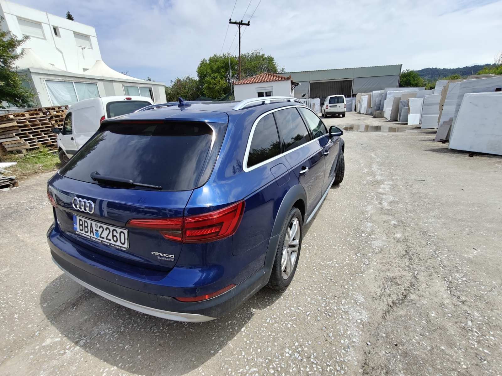 ΣΚΙΑΘΟΣ : Πωλείται AUDI A4 ALL ROAD (φωτο)