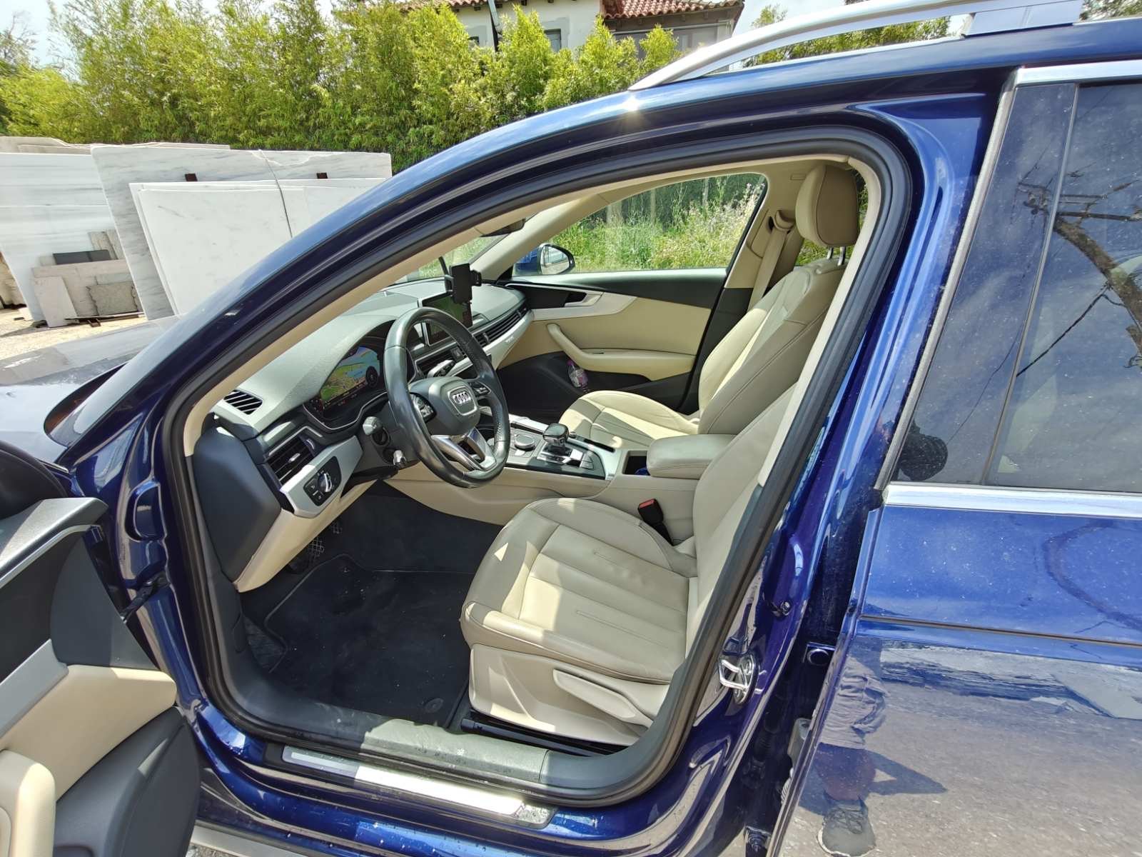 ΣΚΙΑΘΟΣ : Πωλείται AUDI A4 ALL ROAD (φωτο)
