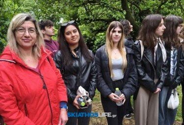 Το Γενικό Λύκειο Σκιάθου συμμετείχε στο Μαθητικό Συνέδριο με τίτλο «Η Σχολή του Αριστοτέλη: από τη Μίεζα στην Οικουμένη»