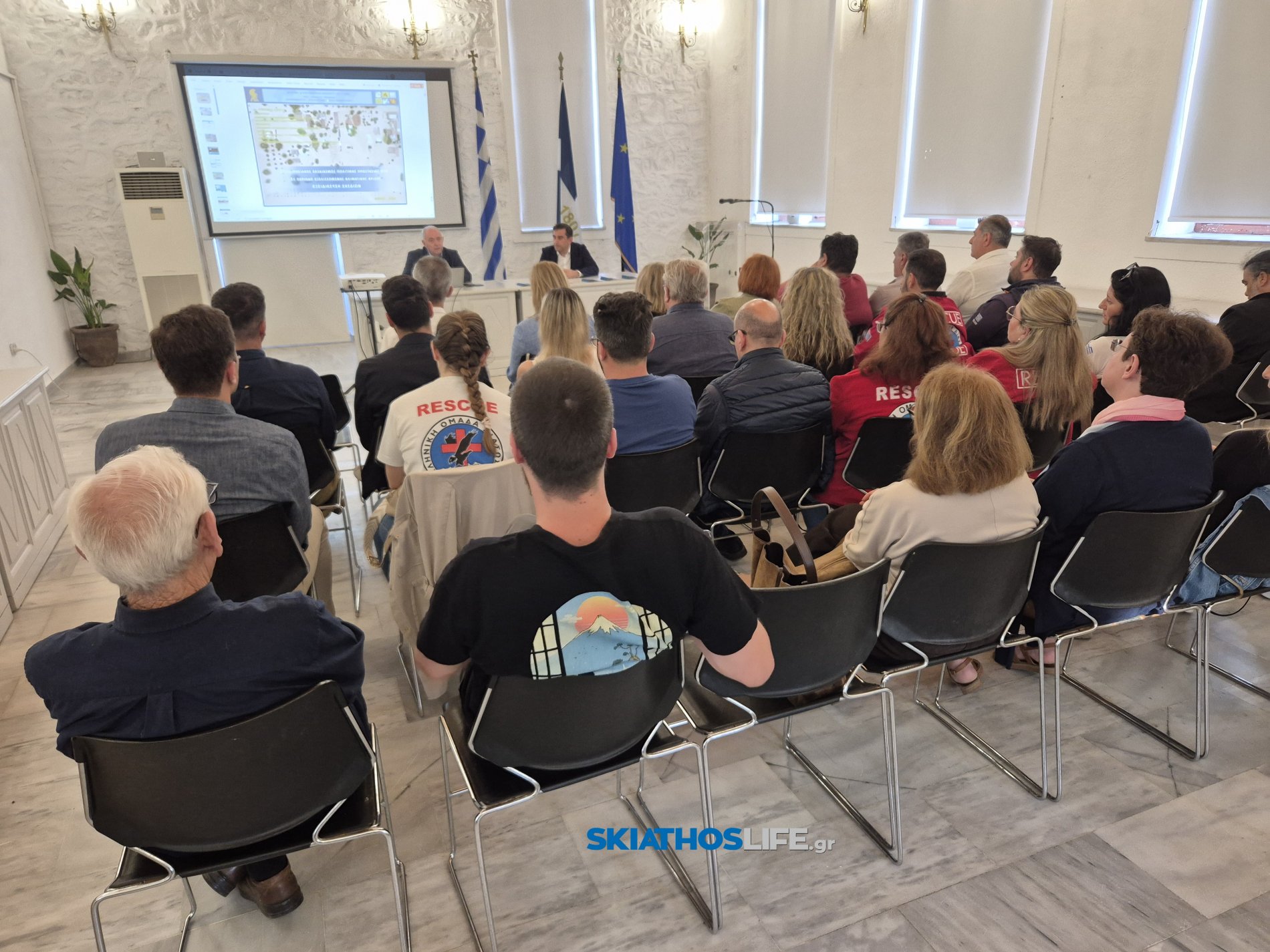 ΔΗΜΑΡΧΟΣ ΣΚΙΑΘΟΥ : “Προτεραιότητά μας η ασφάλειά σας” | Η Σκιάθος βασίζεται στην επιστημονική γνώση και στην κοινωνική ετοιμότητα για τη διαχείριση κρίσεων και φυσικών καταστροφών