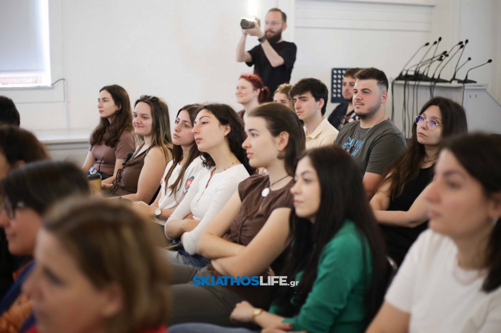 Ανοιχτές Εκδηλώσεις σήμερα και αύριο του Summer School CIVIS στη Σκιάθο με θέμα τον Αλέξανδρο Παπαδιαμάντη και τη λογοτεχνική έννοια του νησιού | ελεύθερη παρακολούθηση από το κοινό