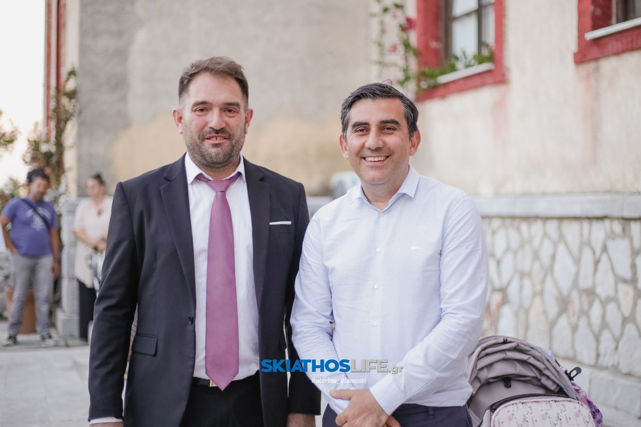 Μύρισε Καλοκαίρι στη μεγάλη Συναυλία της Φιλαρμονικής - της Χορωδίας Δήμου Σκιάθου και του Συνόλου Λαϊκής Μουσικής