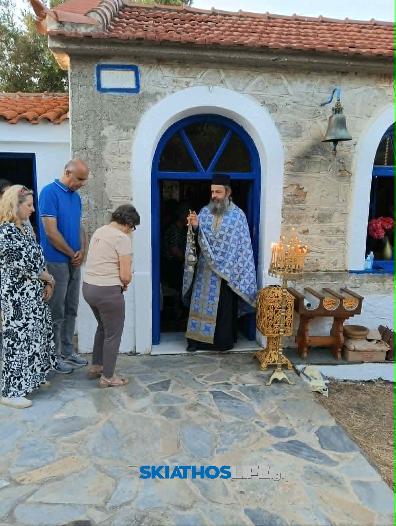Ο εορτασμός των Αγίων Θεοδώρων στο εξωκλήσι της Σκιάθου
